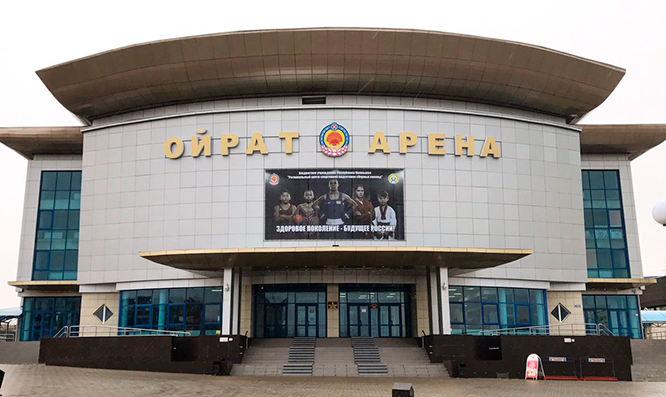 Элиста принимает боксёров