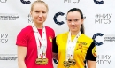 Крепкое рукопожатие чемпионок Крепкое рукопожатие чемпионок