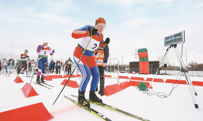 Поспорили с погодой на лыжне